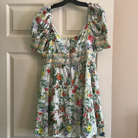 Alice + Olivia Kristie Sweetheart Puff Sleeve Mini Dress 10. Like new. - Picture 4 of 9